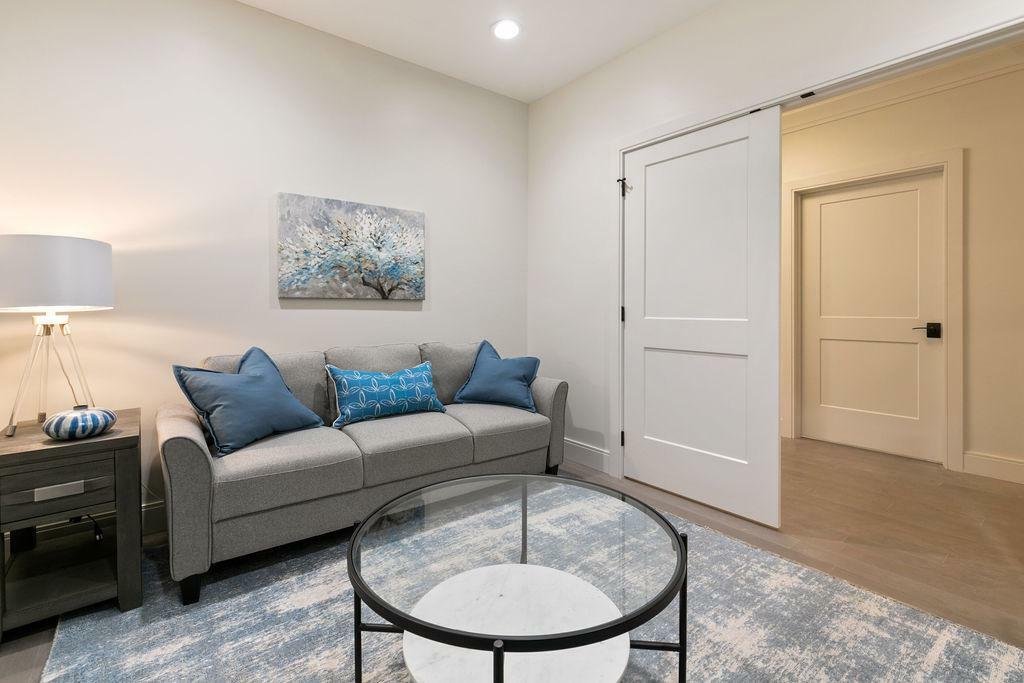 To Kellingrove Estates In Salem, New Hampshire, United States For Sale (11321360)