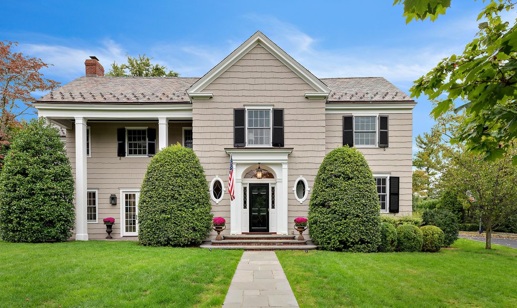 Stunning Bronxville Colonial In Bronxville, New York, United States For ...