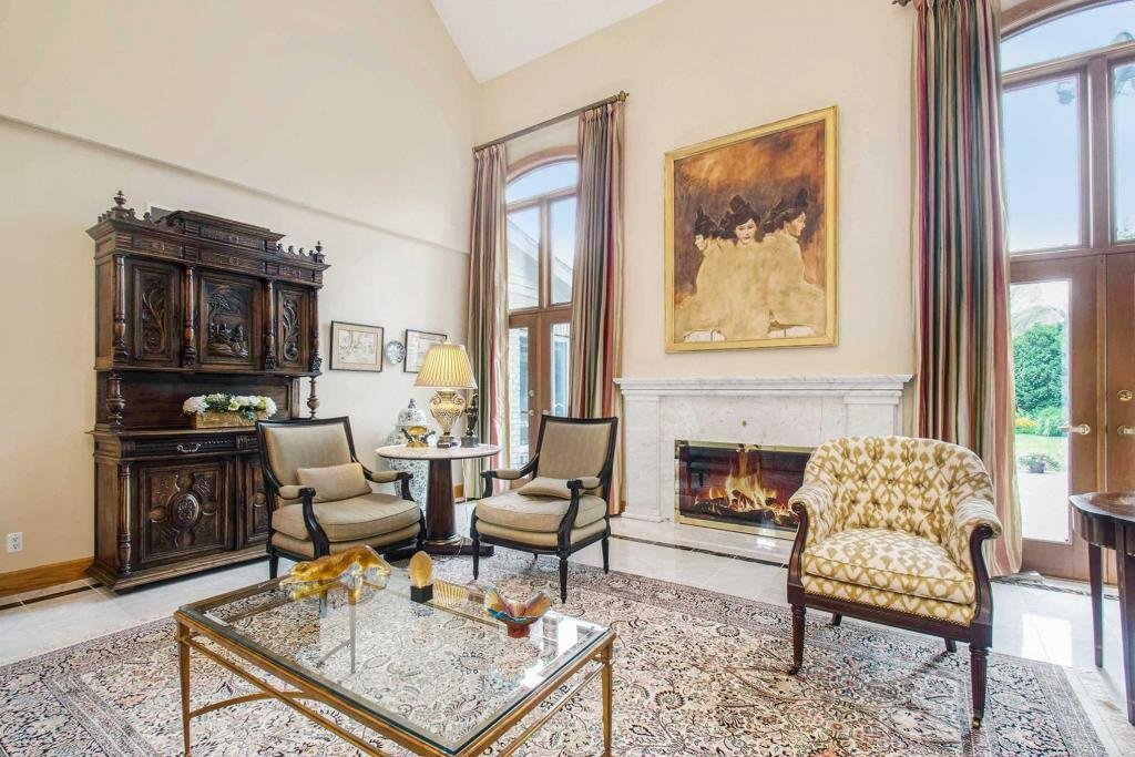 Beautifully Appointed Home In Granger, Indiana, United States For Sale