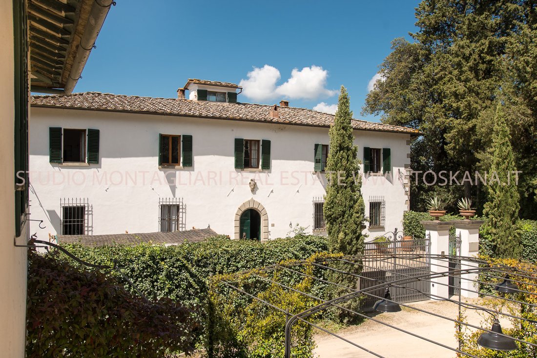 Historical Country Estate In Chianti For In Greve In Chianti, Tuscany