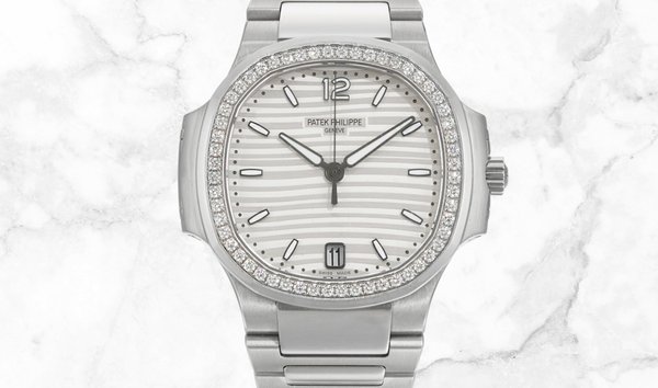 Patek Philippe Nautilus 7118/1200A-010 Ladies Steel Silvery Opaline Dial Diamond Bezel (11330858)