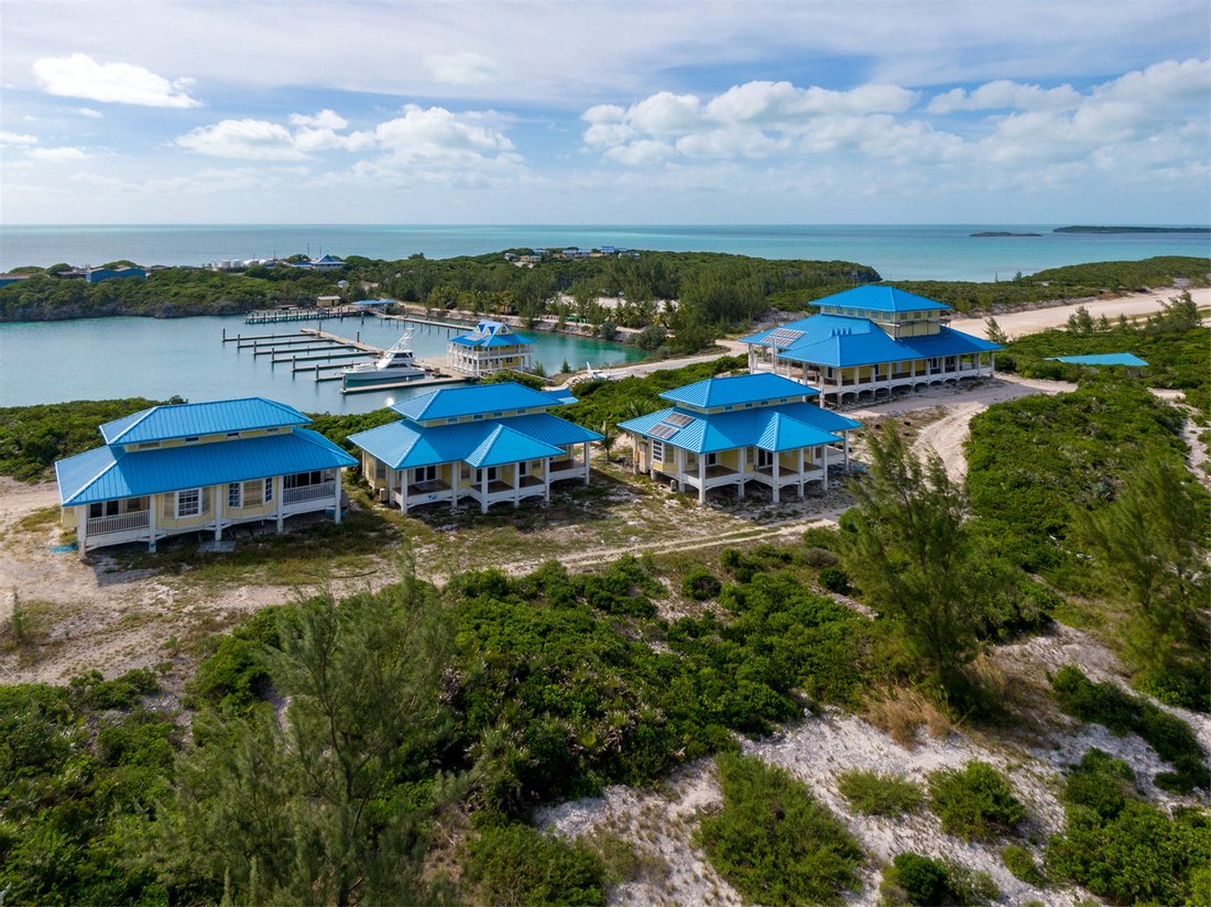 Private Island in Farmer's Hill, Exuma, The Bahamas 1 - 11330813