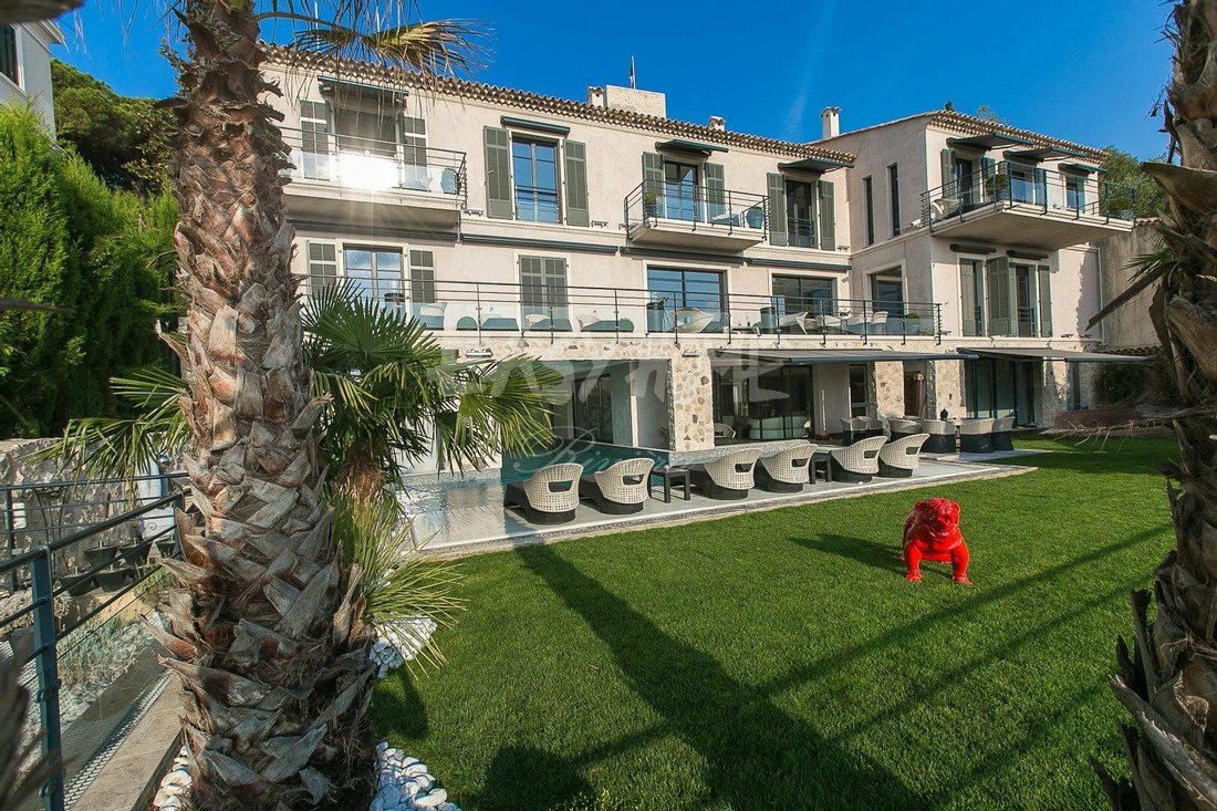 Villa in Cannes, Provence-Alpes-Côte d'Azur, France 1 - 10783305