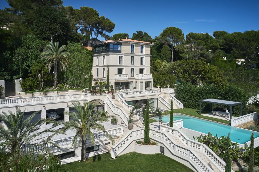 House in Cannes, Provence-Alpes-Côte d'Azur, France 1 - 10606261