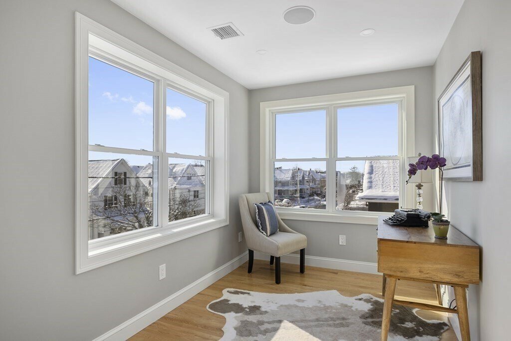 Condo in Everett, Massachusetts, United States 4 - 11338188