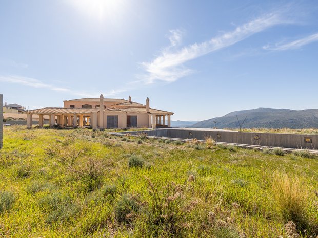 Villa a Kalyvia Thorikou, Attica, Grecia 1