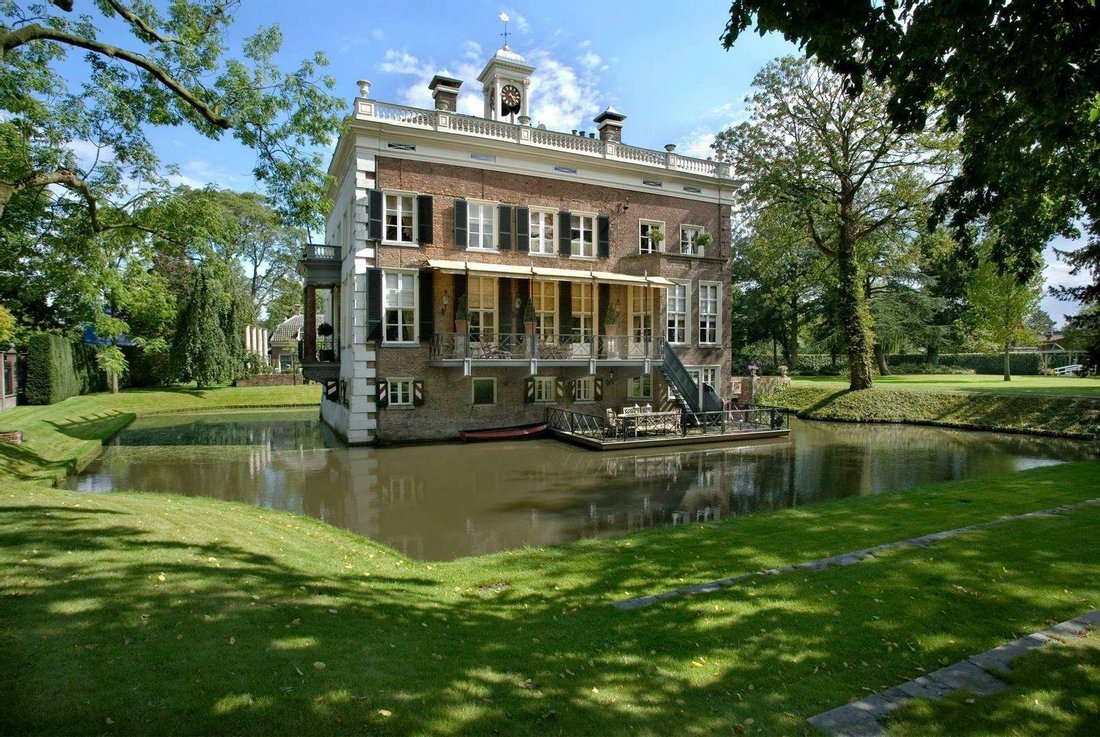 Castle Bolenstein In Maarssen, Utrecht, Netherlands For Sale (11361117)