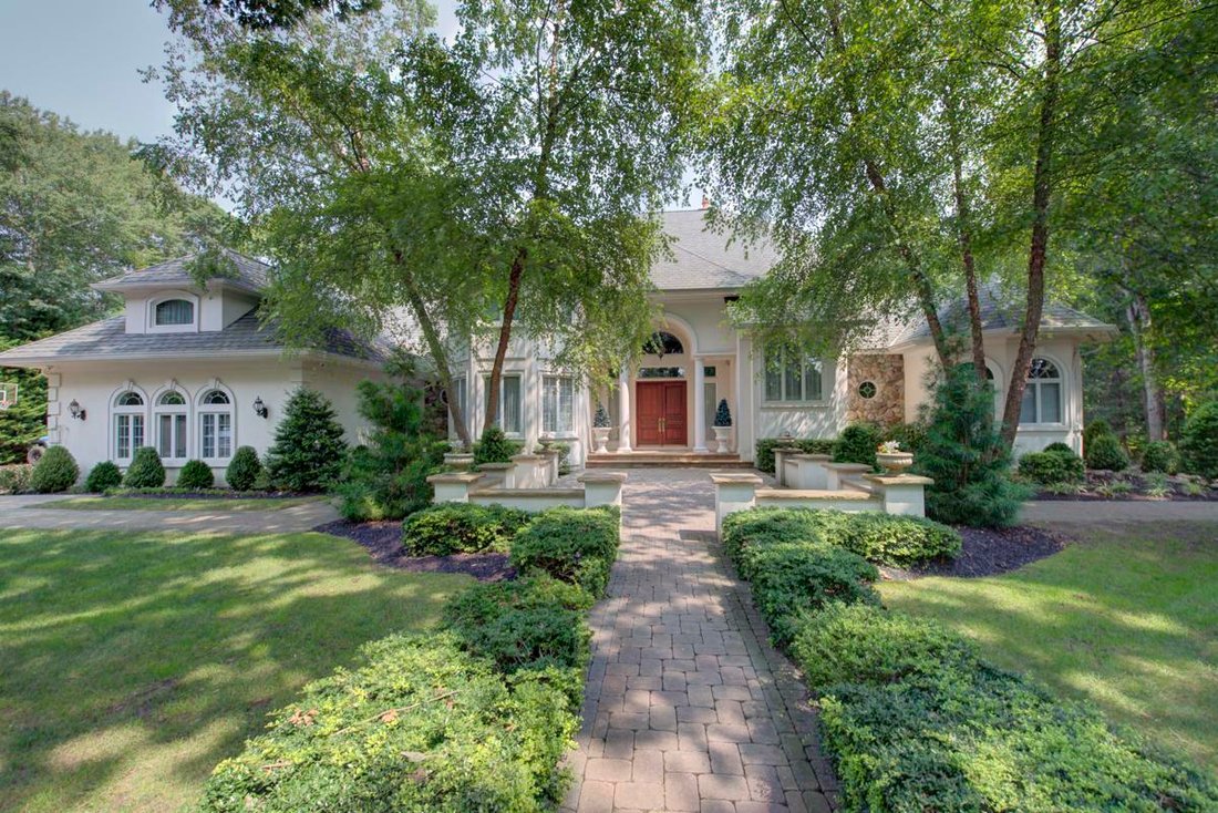 Magnificent Gated Estate On A Private In East Patchogue, New York