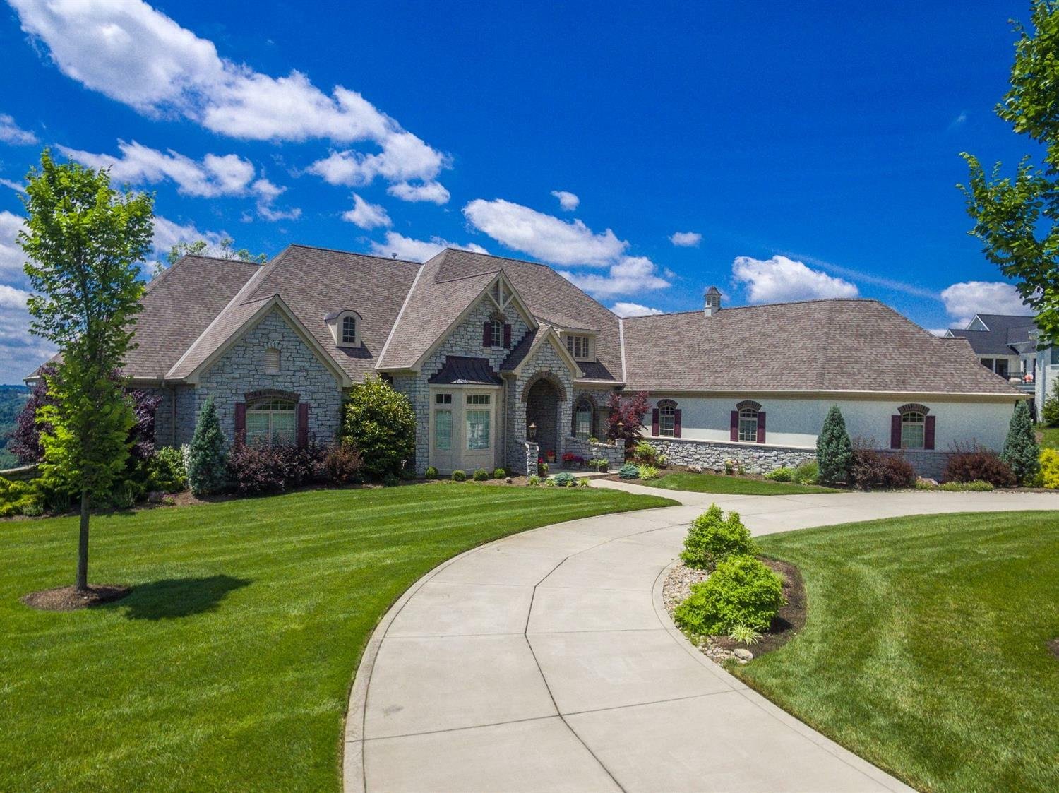 Fabulous Ranch Home With Views In Cincinnati, Ohio, United States For