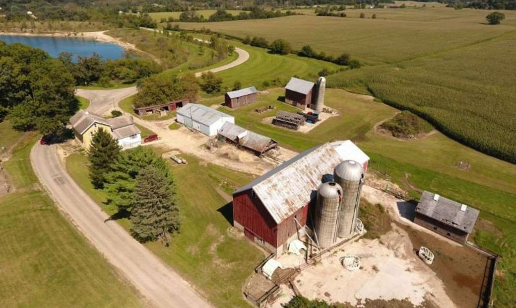 An Amazing 198 Acre Farm In Cross In Cross Plains, Wisconsin, United