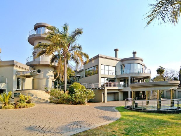 Germiston Gauteng South Africa Luxury homes with sauna for sale in Bedfordview, Germiston, Gauteng