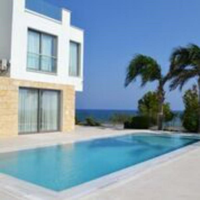 Villa in Larnaca, Larnaca, Cyprus 1 - 10551252