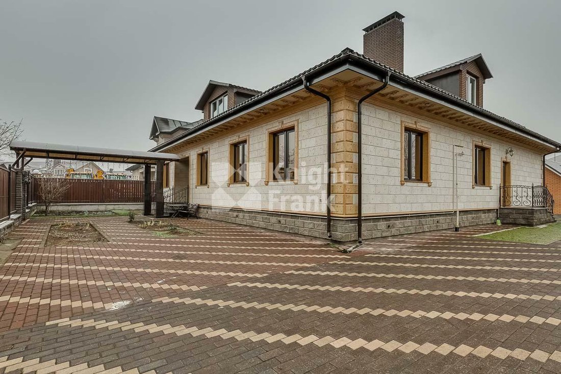 House In Moscow, Moscow, Russia For Sale (11374992)