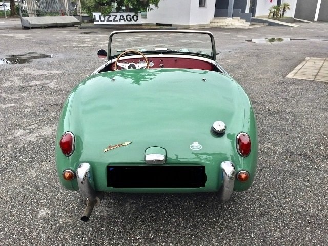 Cabriolet in San Gervasio Bresciano, Lombardy, Italy 3 - 11378073