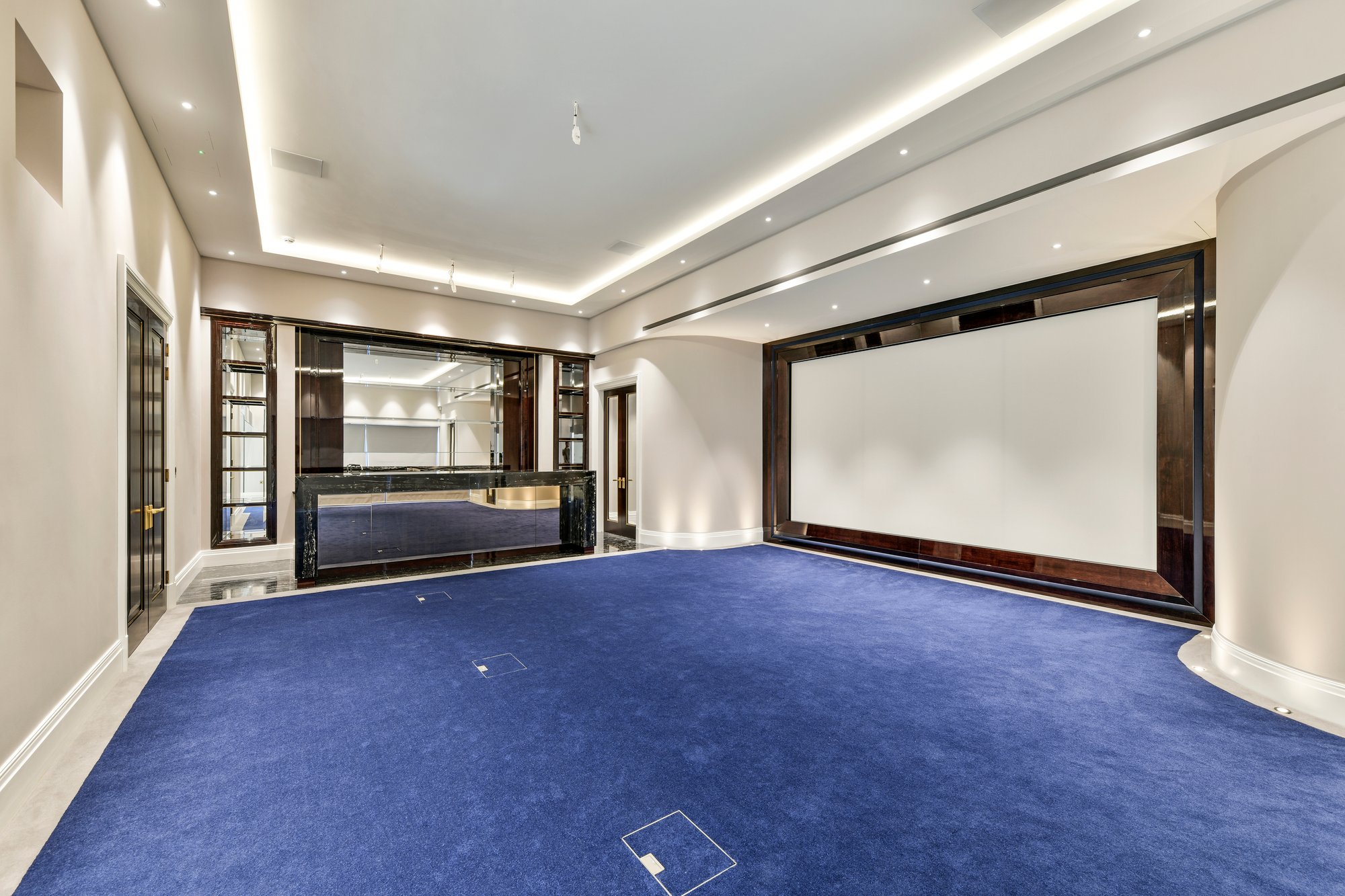 Huxley House, Avenue, London, N2 In London, England, United