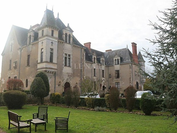 Kasteel in La Roche-sur-Yon, Pays de la Loire, Frankrijk 1