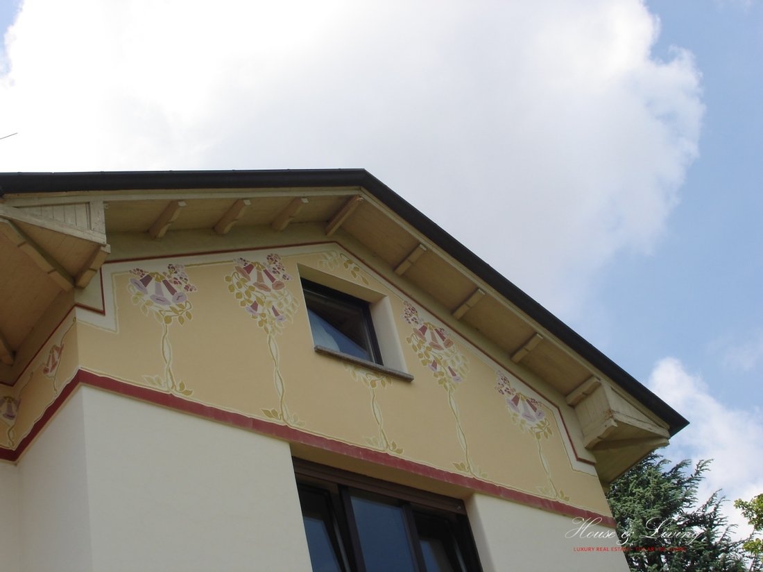 Villa in Cavoretto, Turin, Italy 2 - 11380877