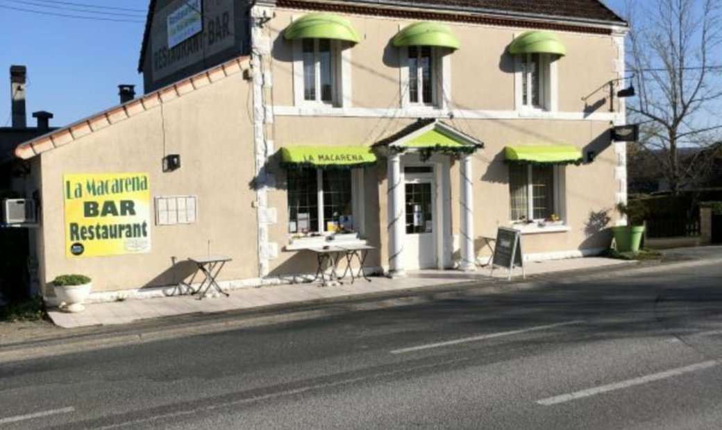 Commerce, Bar, Restaurant In Guéret, Nouvelle Aquitaine, France For