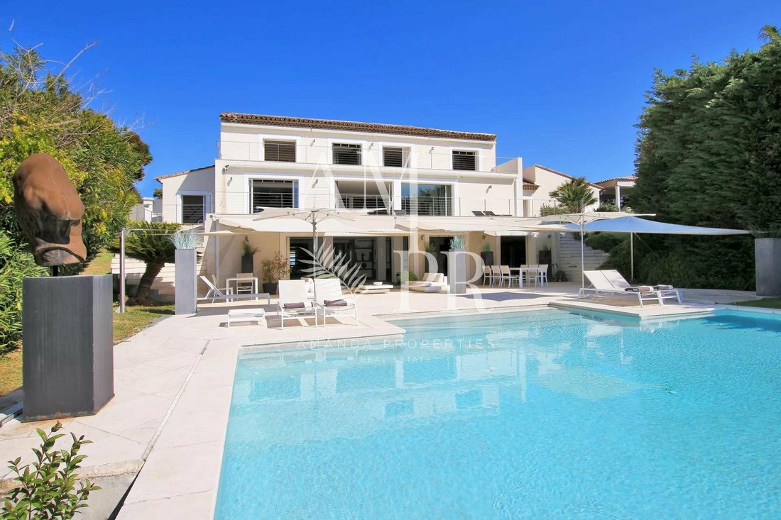 Villa in Cannes, Provence-Alpes-Côte d'Azur, France 1 - 10877593