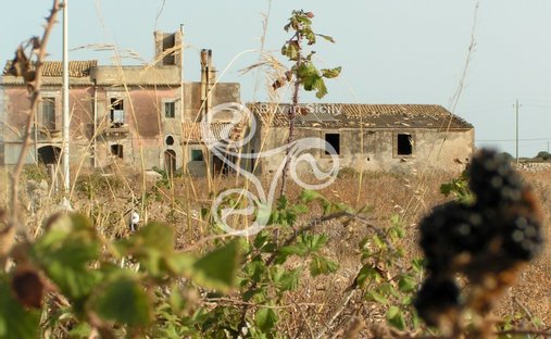 Villa in Fontane Bianche, Sicily, Italy 1