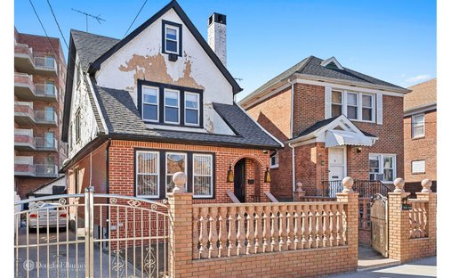 house for sale queens ny