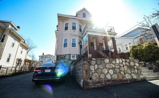 Casas de lujo con privacidad a la venta en 02151, Massachusetts