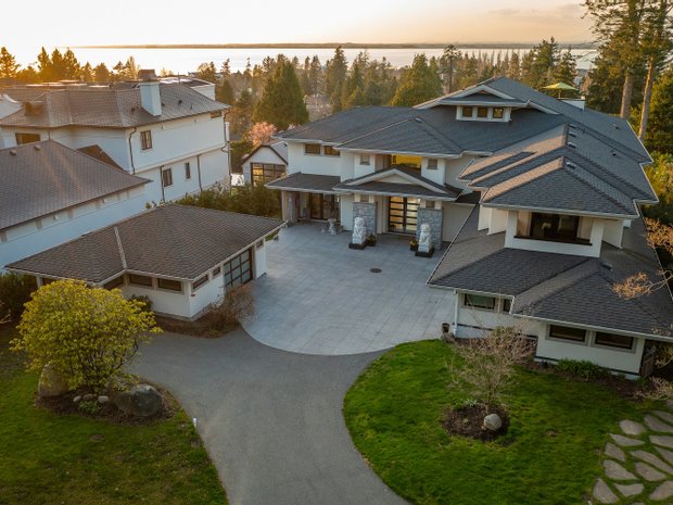 House in Surrey, British Columbia, Canada 1