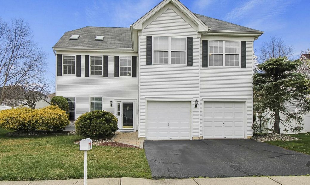 15 Sheffield Court In Morganville Nj For Sale 11395296