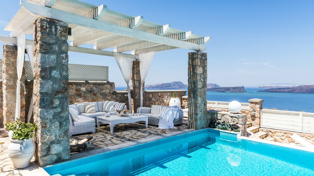 Villa in Thira, Aegean, Greece 2 - 11397403