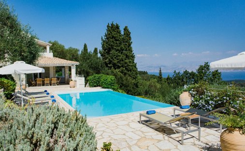 Villa in Kassopaia, Peloponnese, Western Greece and the Ionian, Greece 1