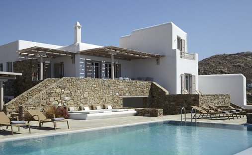 Villa in Ano Mera Community, Aegean, Greece 1