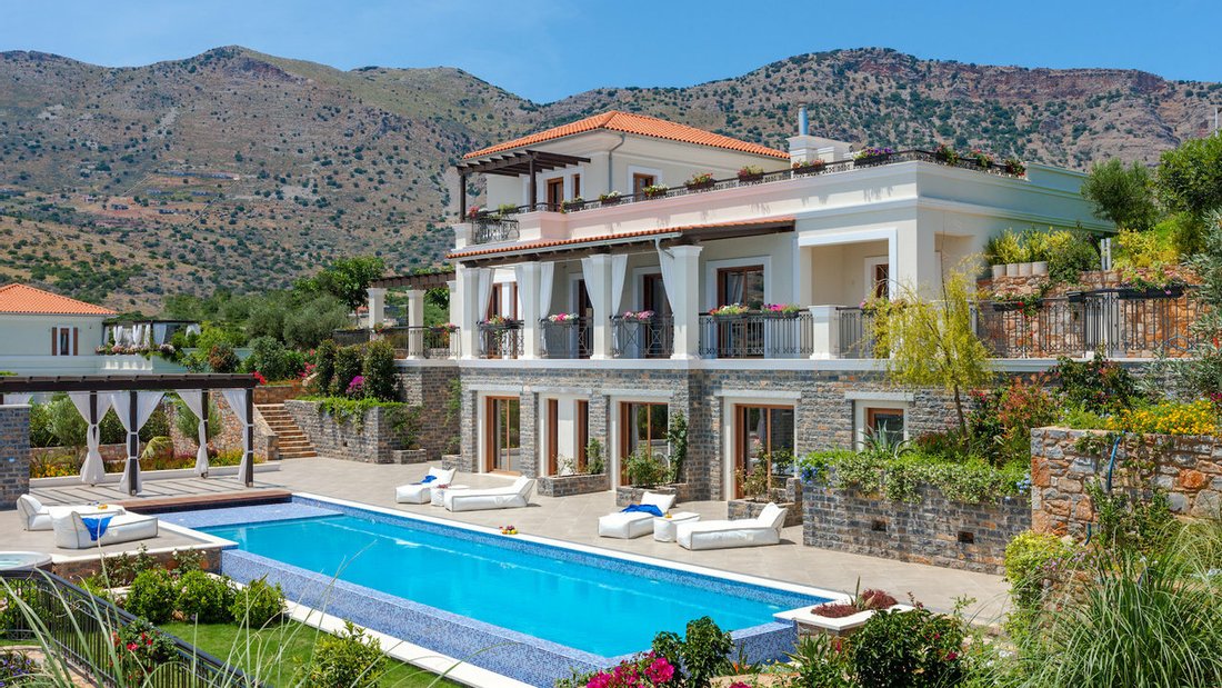 Villa in Community of Elounta, Agios Nikolaos Municipal Unit, Greece 1 - 11397316