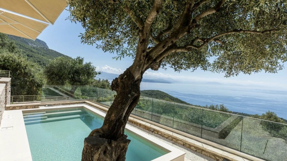 Villa in Corfu, Peloponnese, Western Greece and the Ionian, Greece 4 - 11397521