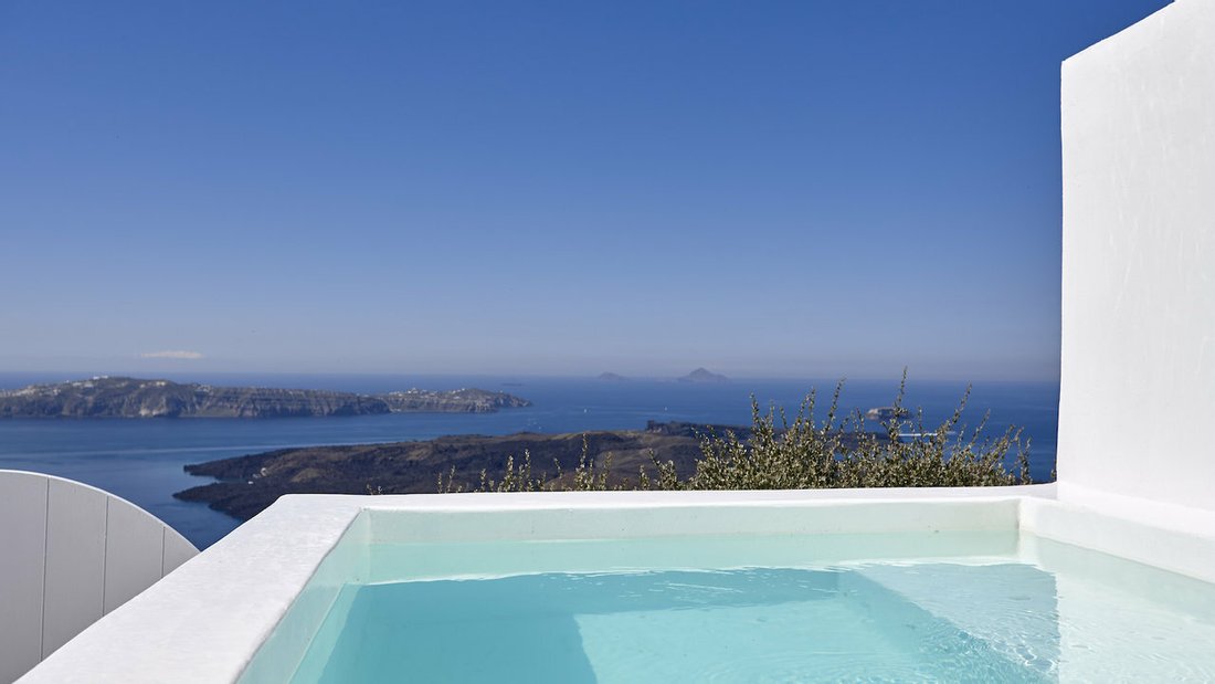 Villa in Thira, Aegean, Greece 2 - 11397599