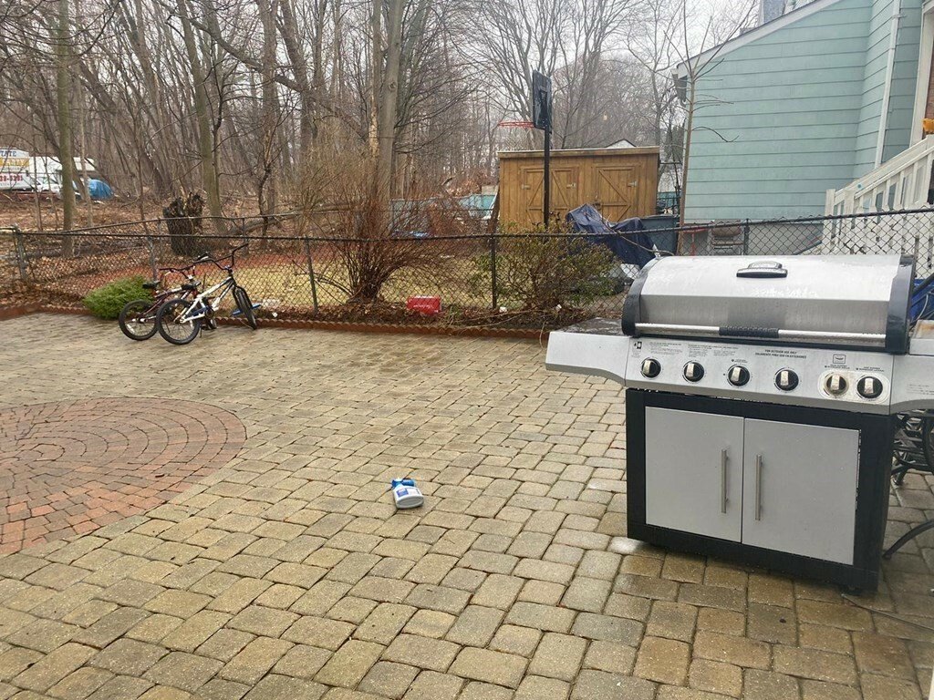 4 Bedrooms Multi Family Home In Methuen, Massachusetts, United States