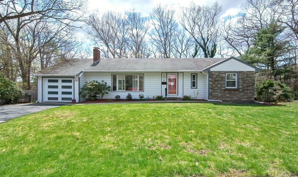 3 Bedrooms Single Family Detached In Dedham, Massachusetts, United