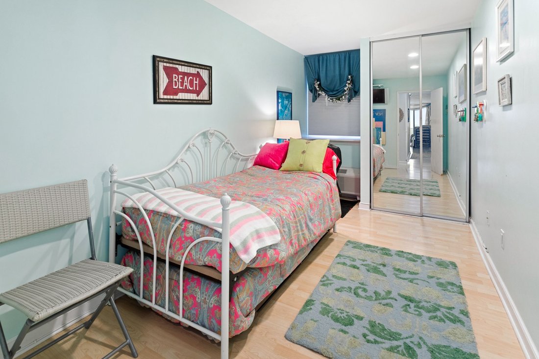 Hamptons Oceanfront Lifestyle In Quogue, New York, United States For