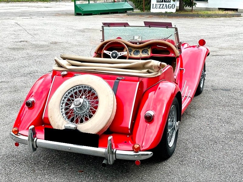 Cabriolet in Brescia, Province of Brescia, Italy 5 - 11424295