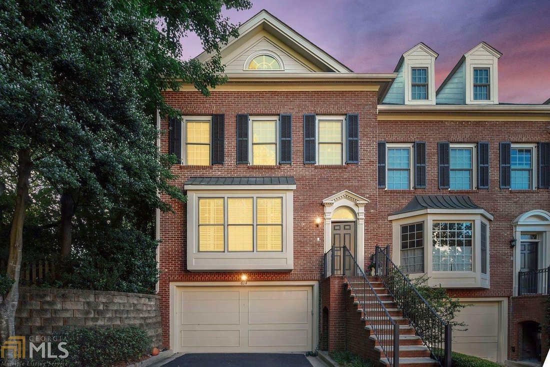 Townhouse For Sale In Atlanta In Atlanta, United States For