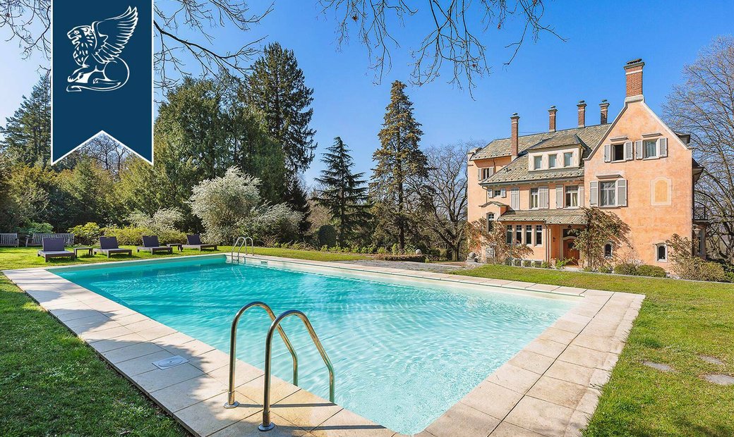Majestic Historical Villa In The Centre Of Varese In Varese, Lombardy