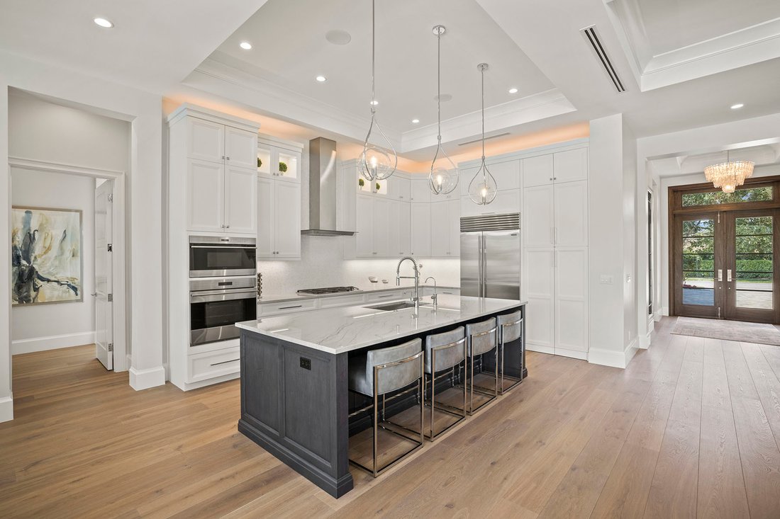 Windward Isle In Naples, Florida, United States For Sale (11423739)