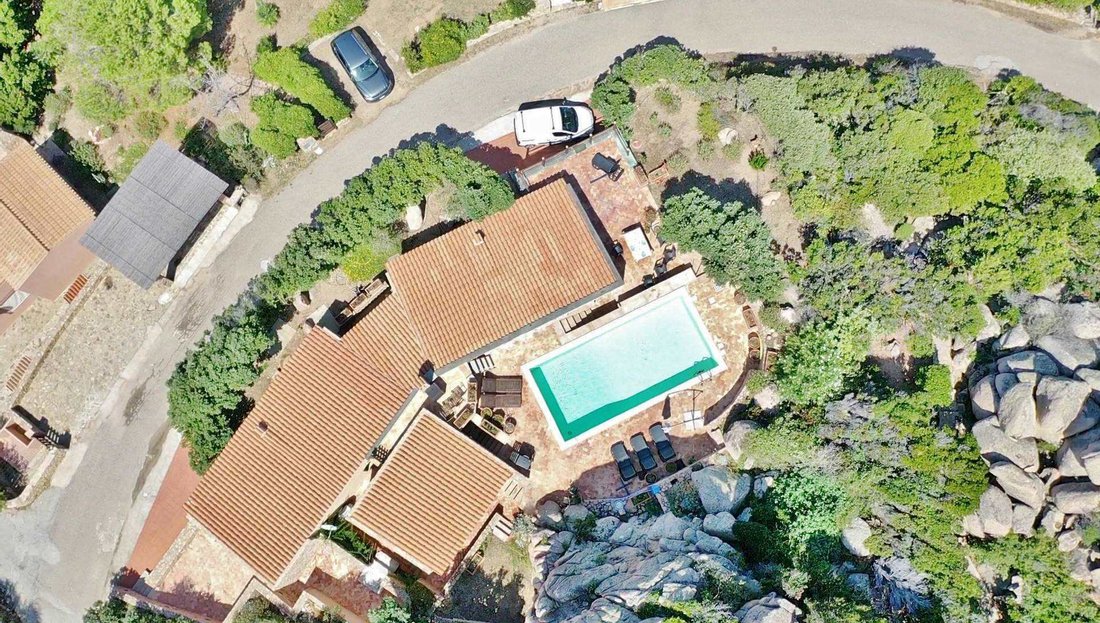 Villa in Trinita d'Agultu e Vignola, Sardinia, Italy 2 - 11427180