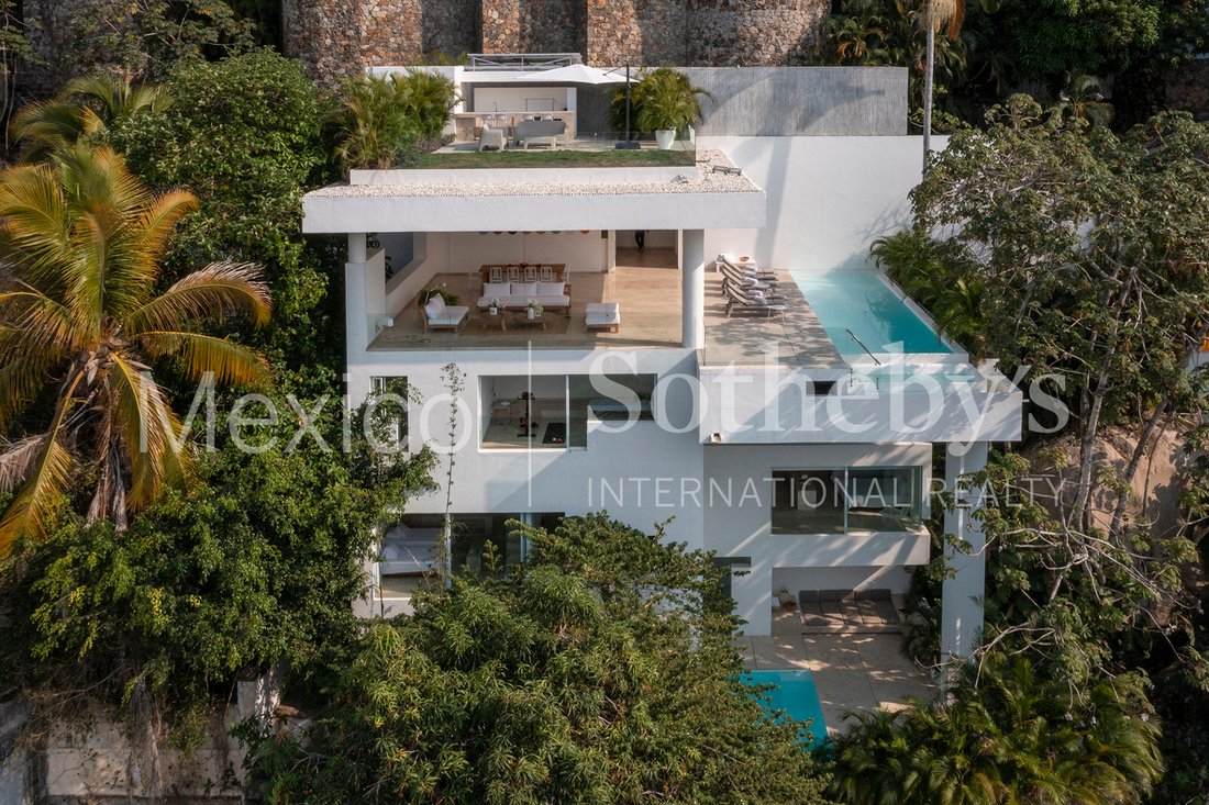 House in Acapulco, Guerrero, Mexico 2 - 11225473