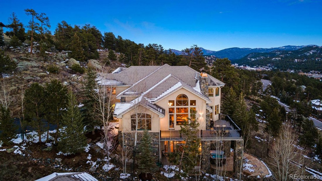 Mountain Retreat In Evergreen, Colorado, United States For