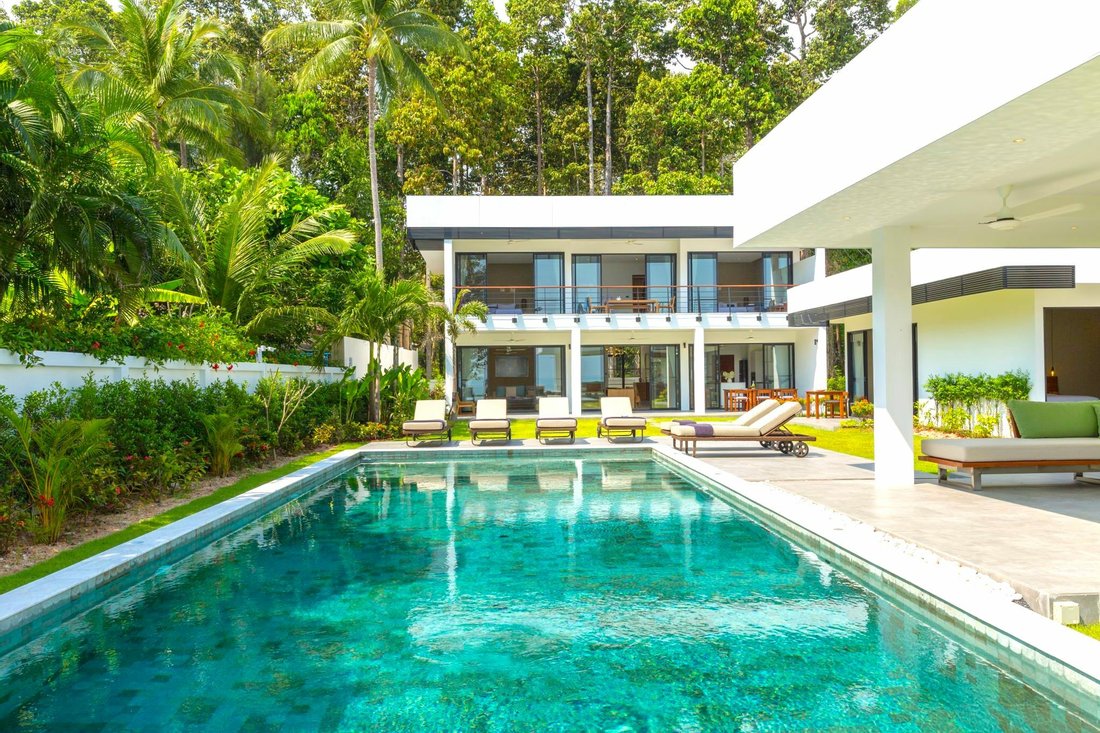 Beachfront 7 Bedroom Villa On Peaceful In In Koh Samui, Surat Thani ...