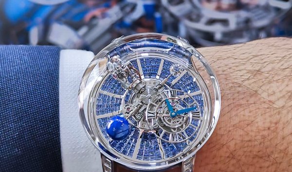 Jacob & Co. 捷克豹 NEW & LIMITED 9 PIECE Astronomia Tourbillon Baguette Blue AT800.30.BD.BB.A (10499929)