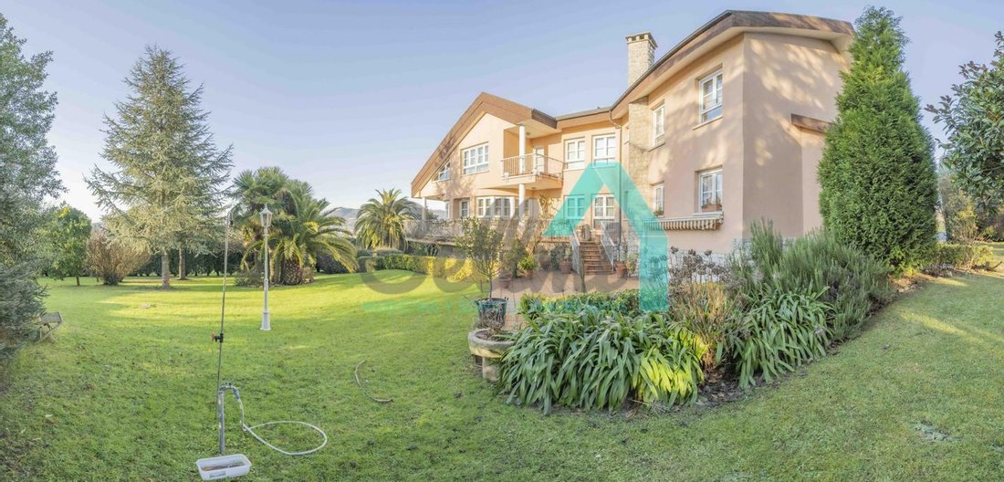 Villa in Oviedo, Asturias, Spain 2 - 11444570