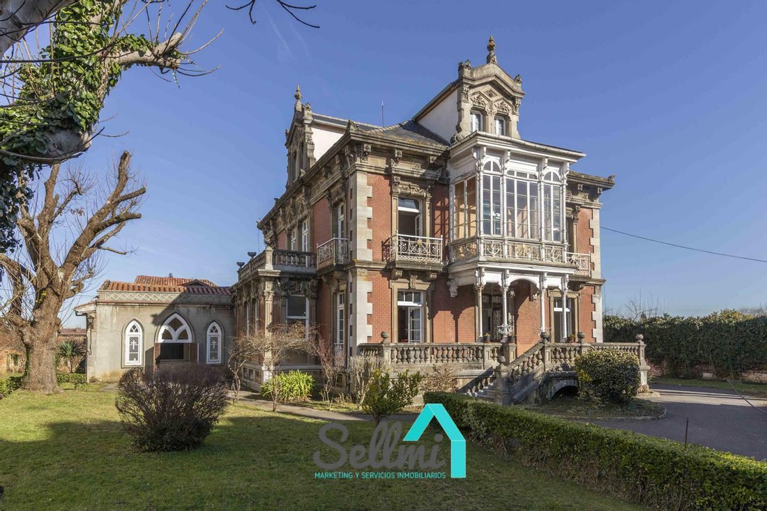 Oviedo Villa In Oviedo, Asturias, Spain For Sale (11444602)