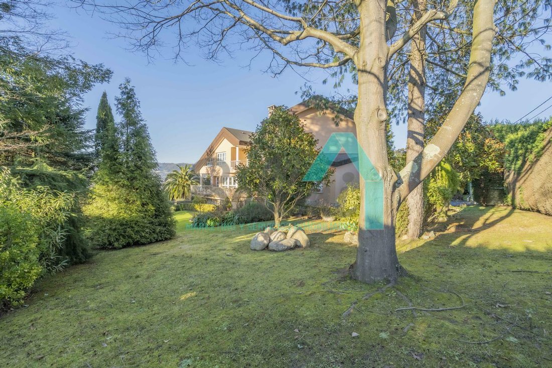 Villa in Oviedo, Asturias, Spain 3 - 11444570
