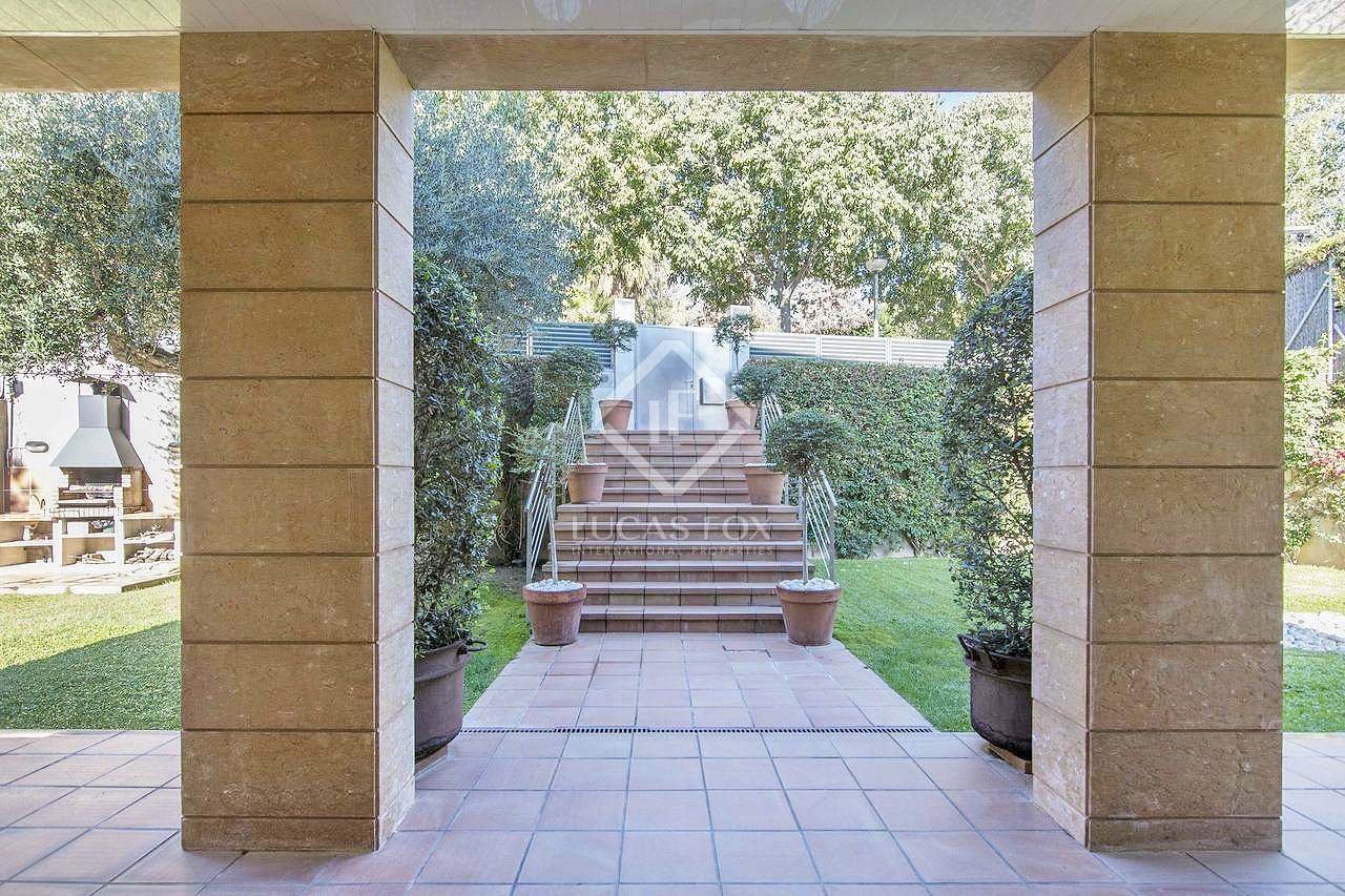 Barcelona House / Villa In Barcelona, Catalonia, Spain For Sale (11444928)